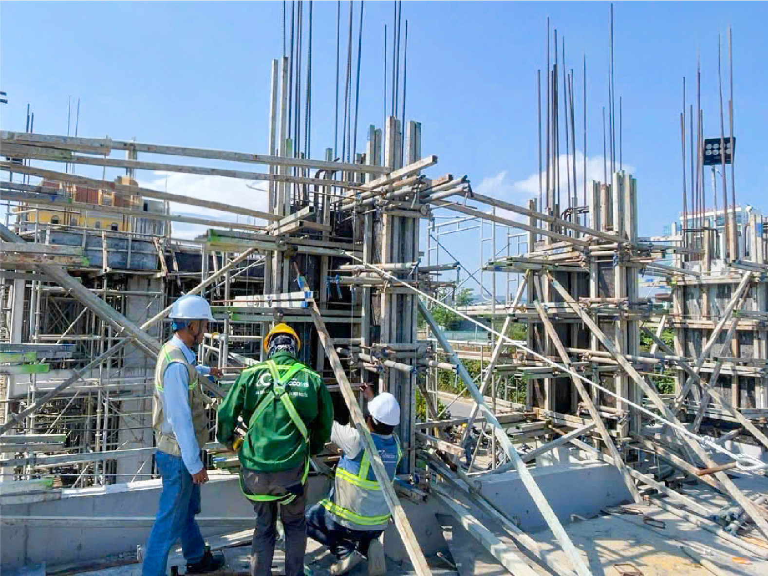 TIẾN ĐỘ DỰ ÁN tháng 05 NĂM 2025